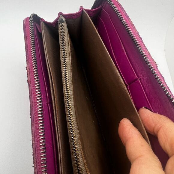 GUC Bottega Veneta Purple Zip Wallet - Picture 7 of 11